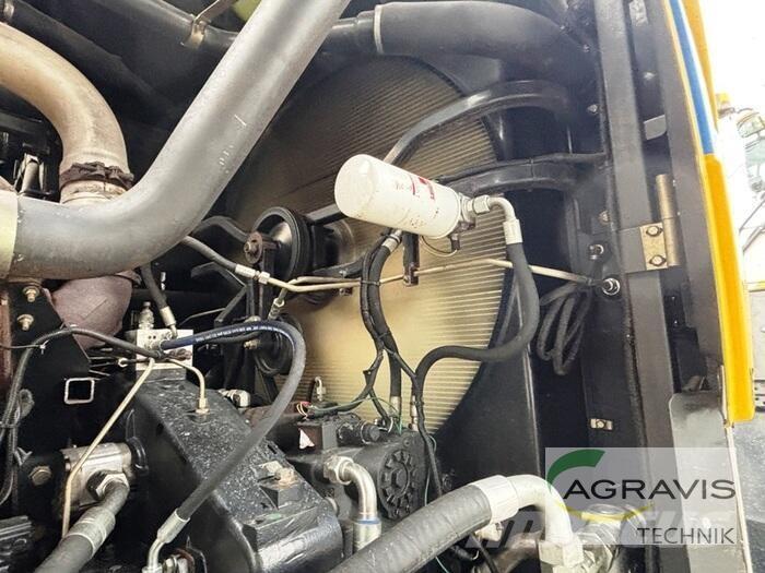 New Holland FR 9060 自走式飼料採集機