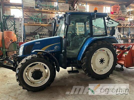 New Holland T5040 曳引機