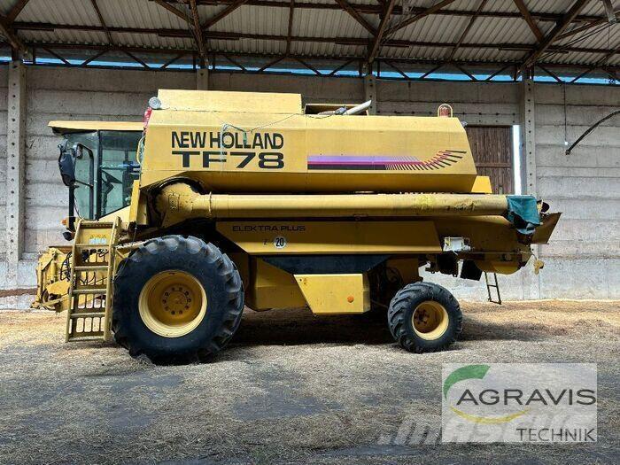 New Holland TF 78 聯合收穫機