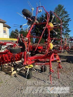 Pöttinger HIT 69 N 耙與翻草機