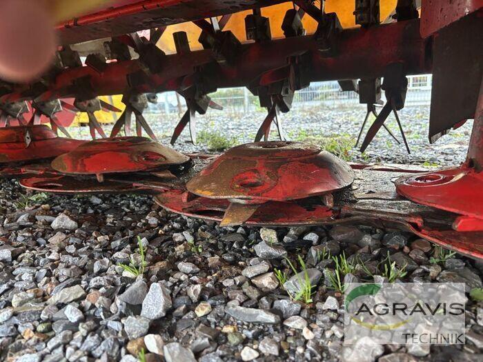 Pöttinger NOVACAT X 8 組合鑽