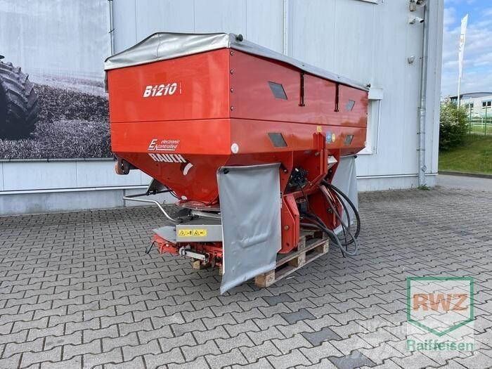 Rauch Düngerstreuer 礦物撒布機