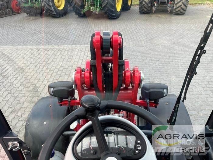 Schäffer 3650 農業用伸縮臂裝載機