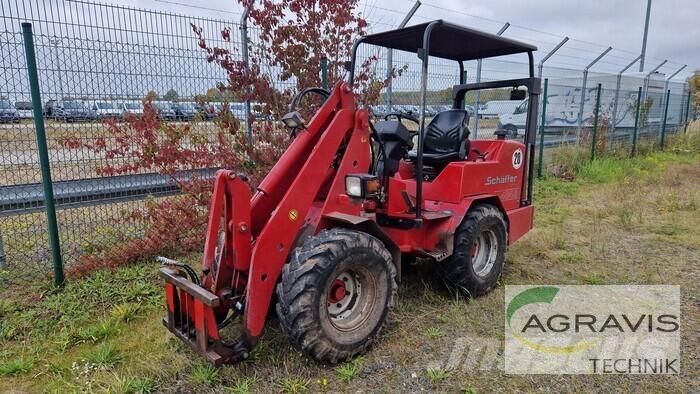 Schäffer 4048 曳引機