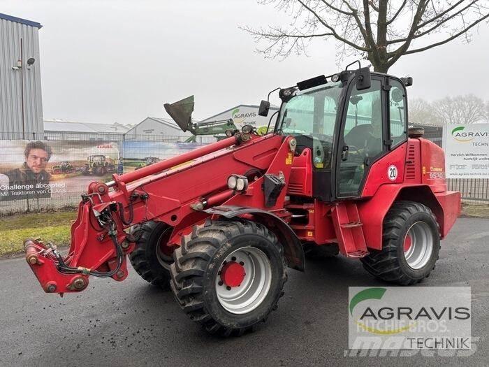 Schäffer 9530 T 農業用伸縮臂裝載機