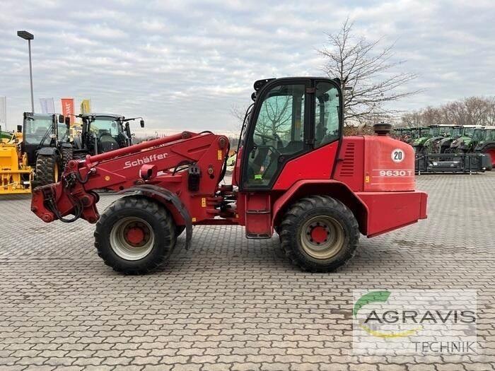 Schäffer 9630 T 農業用伸縮臂裝載機