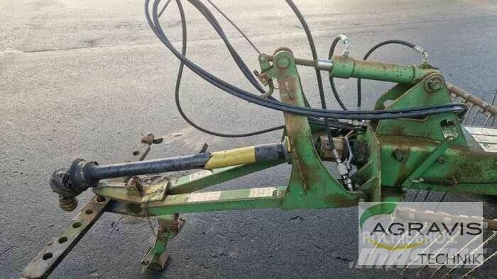 Schwader  耙與翻草機