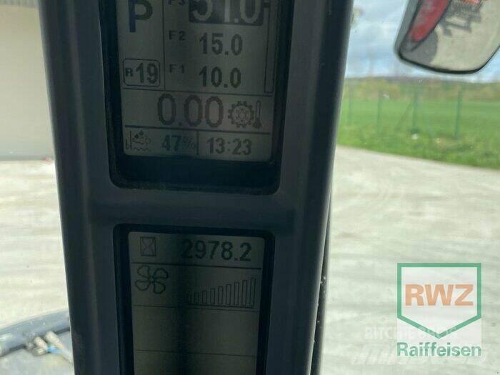 Steyr 4135 Profi CVT 曳引機