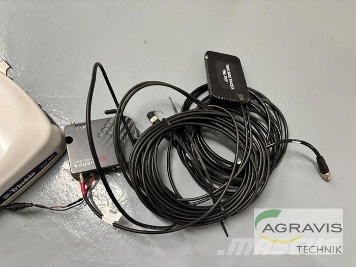 Trimble GFX-750 其他畜牧業機械和配件