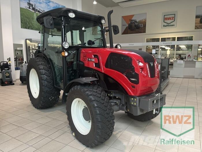 Valtra F105S 2D3 曳引機