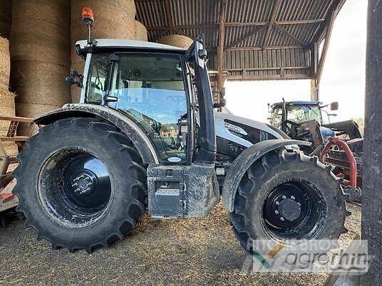 Valtra G125E ACTIVE 曳引機