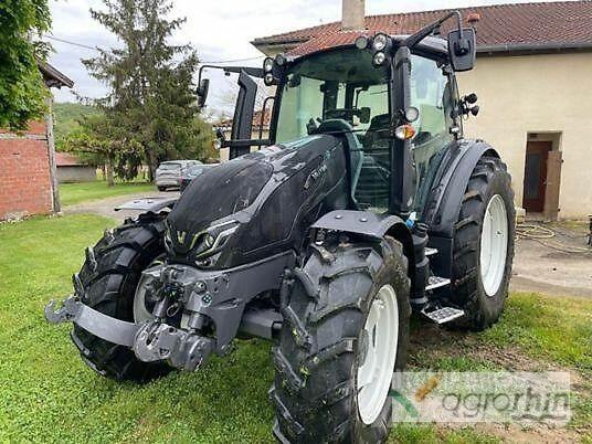 Valtra G125V 曳引機