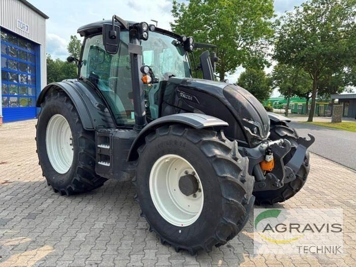 Valtra N 135 D 2B1 曳引機