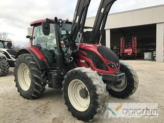Valtra N114EH5 曳引機