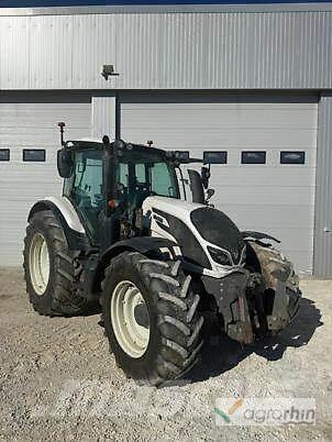 Valtra N134 H5 曳引機