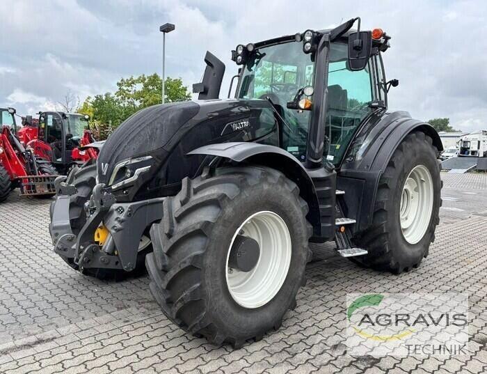 Valtra T 235 D 曳引機