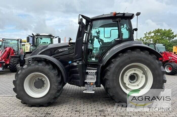 Valtra T 235 D 曳引機