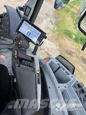 Valtra T234 VERSU 曳引機