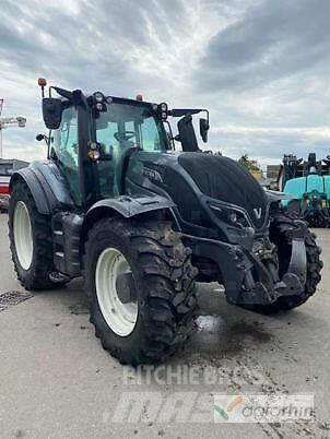 Valtra T234 VERSU 曳引機