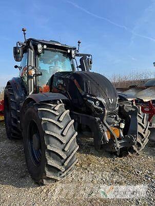 Valtra T235 Diect 曳引機