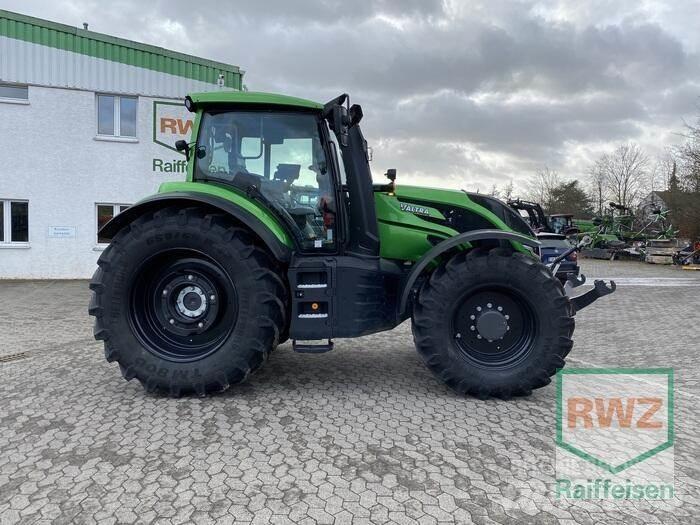 Valtra T235V 曳引機