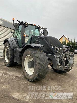 Valtra T254V 曳引機