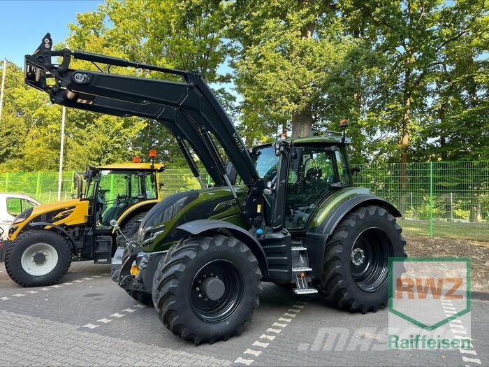 Valtra T255Versu 曳引機