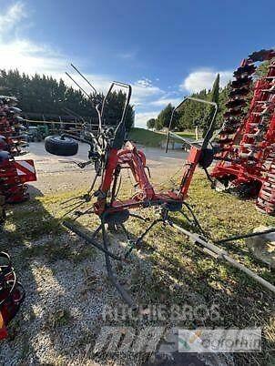Vicon Fanex 463 耙與翻草機