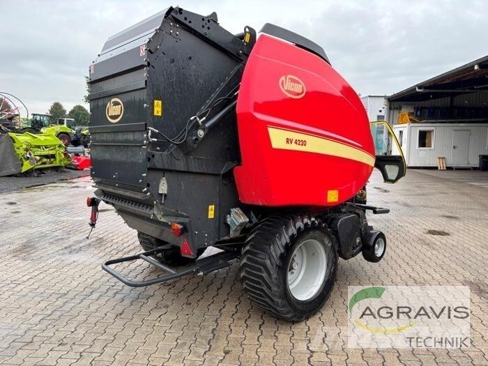 Vicon RV 4220 圓型牧草打包機