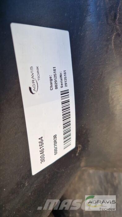 Vredestein 600/70R30 輪胎、車輪和輪圈