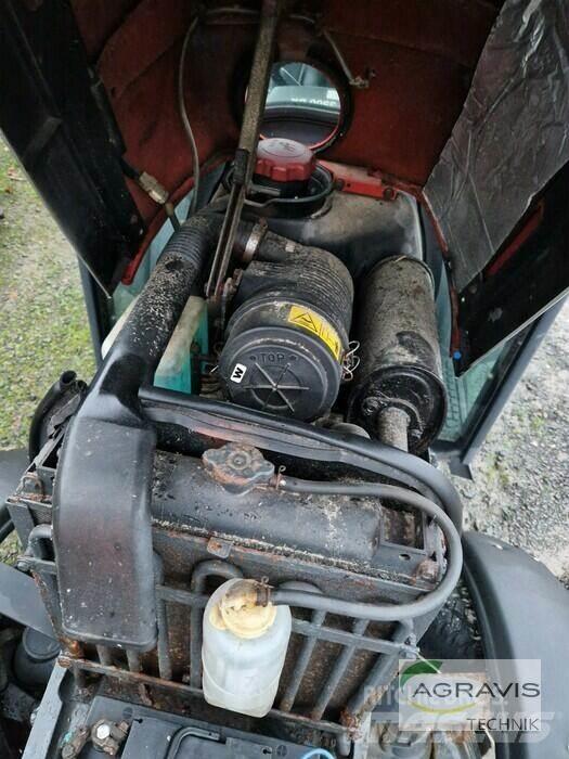 Yanmar EF 235H 小型曳引機