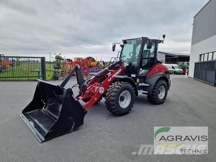 Yanmar V 7 輪胎式裝載機