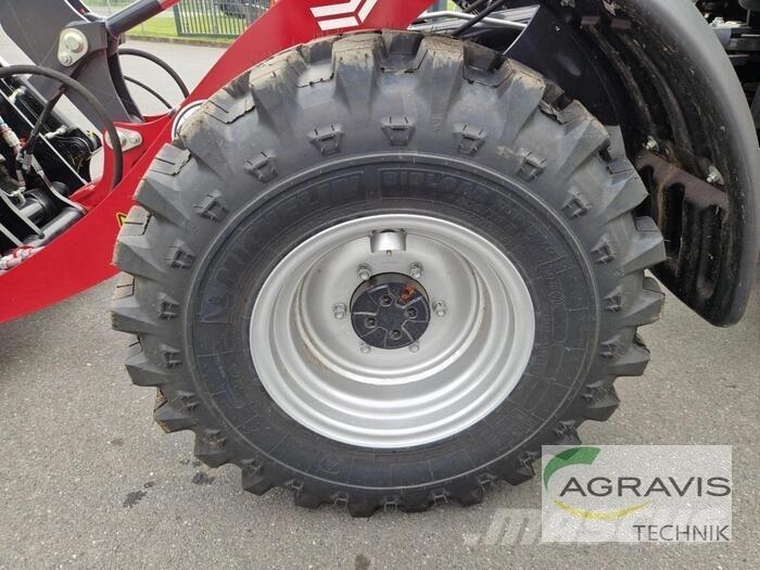 Yanmar V 7 輪胎式裝載機