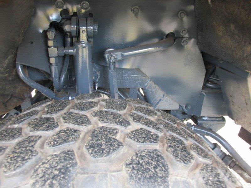 Boki HY 1352 全地形車