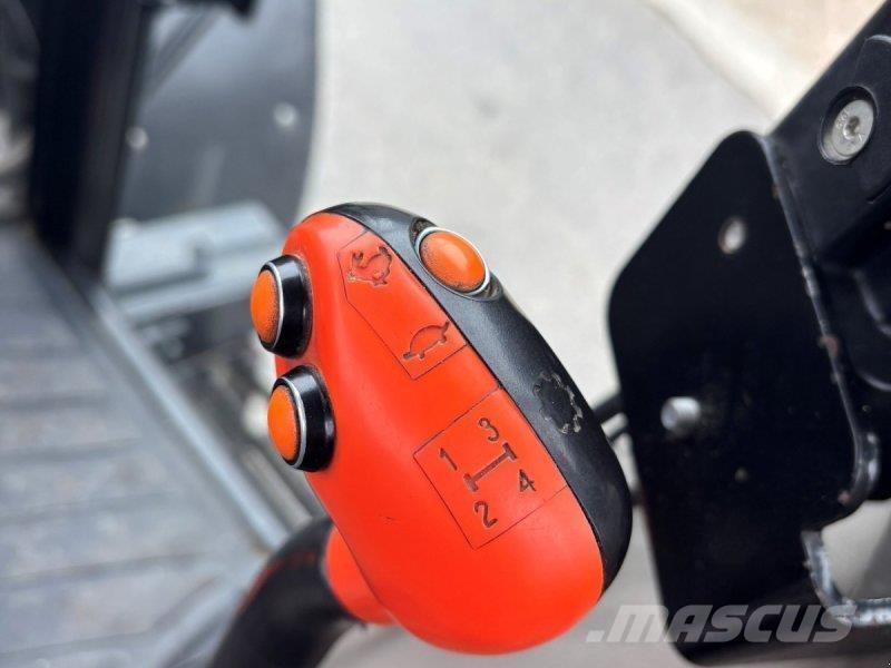 Case IH JXU 95 曳引機