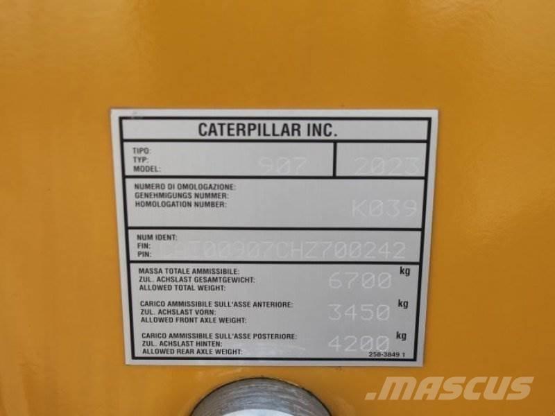 CAT 907 輪胎式裝載機