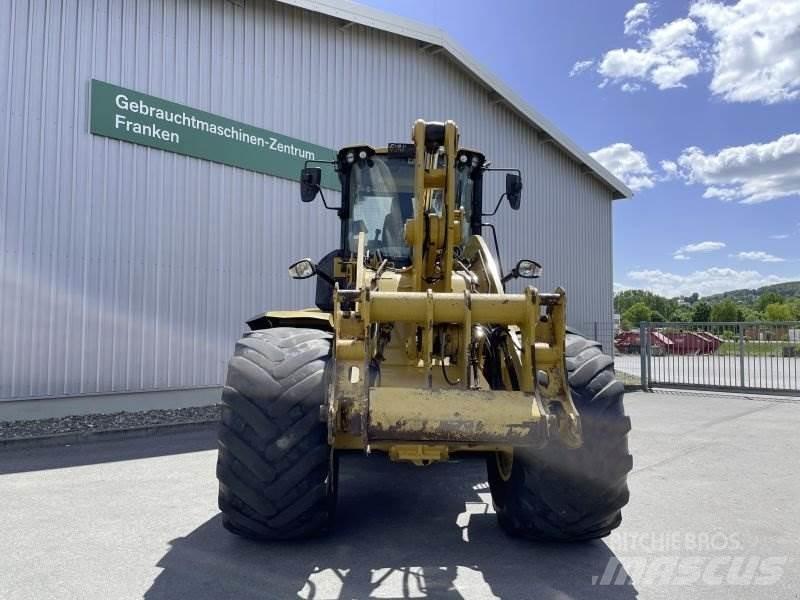 CAT 938M 輪胎式裝載機