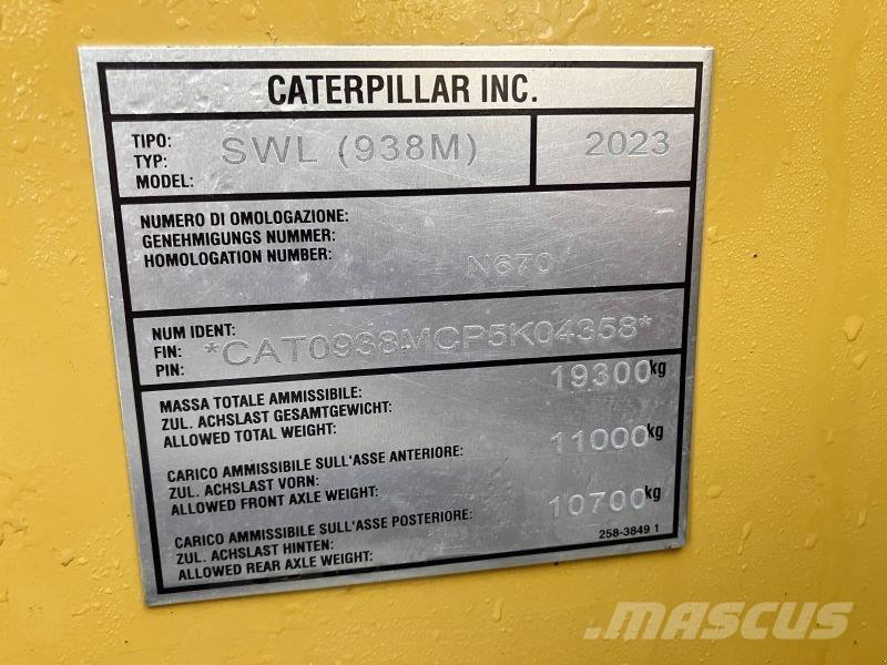 CAT 938M 輪胎式裝載機