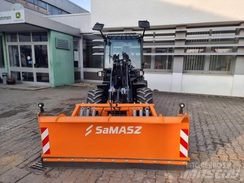 Doosan DL60-7 輪胎式裝載機
