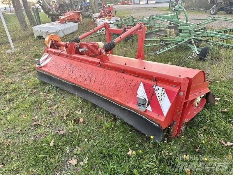Dücker UM 30 堆肥攪拌翻堆機