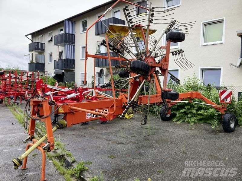 Fella TS 1402 堆草機