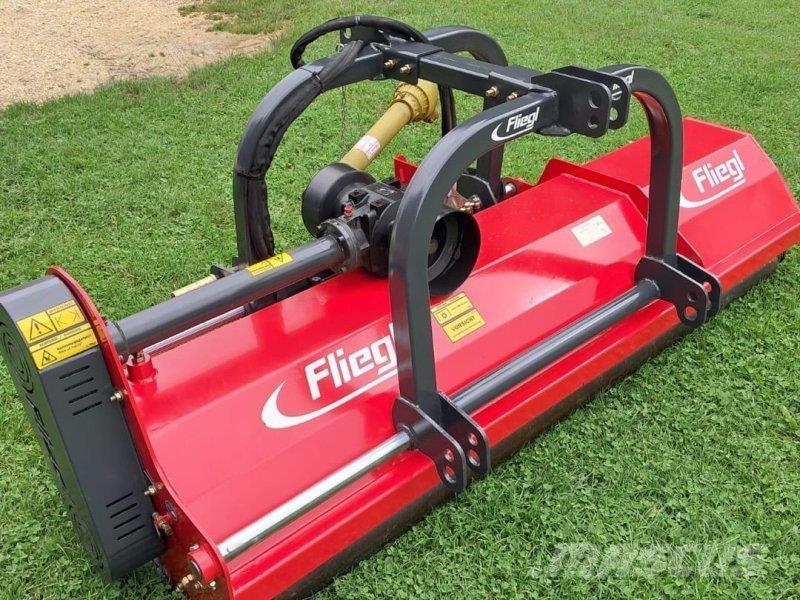 Fliegl 2200 牧草收穫機