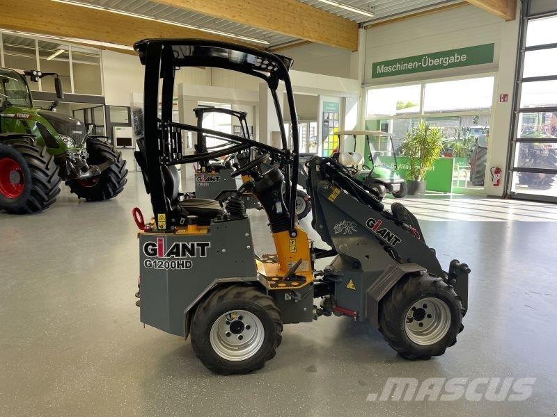 GiANT G1200 HD 滑移轉向裝載機