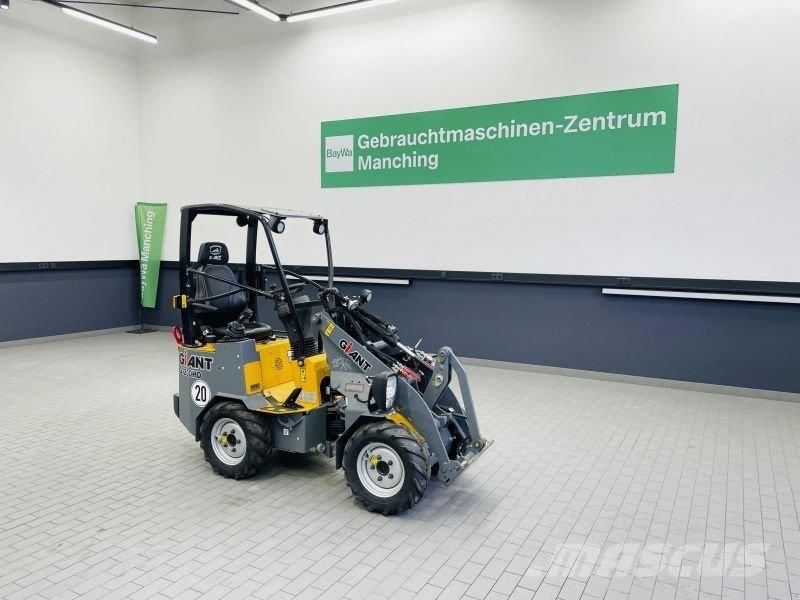 GiANT G1200 HD 滑移轉向裝載機