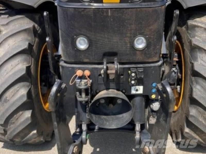 JCB 4220 曳引機