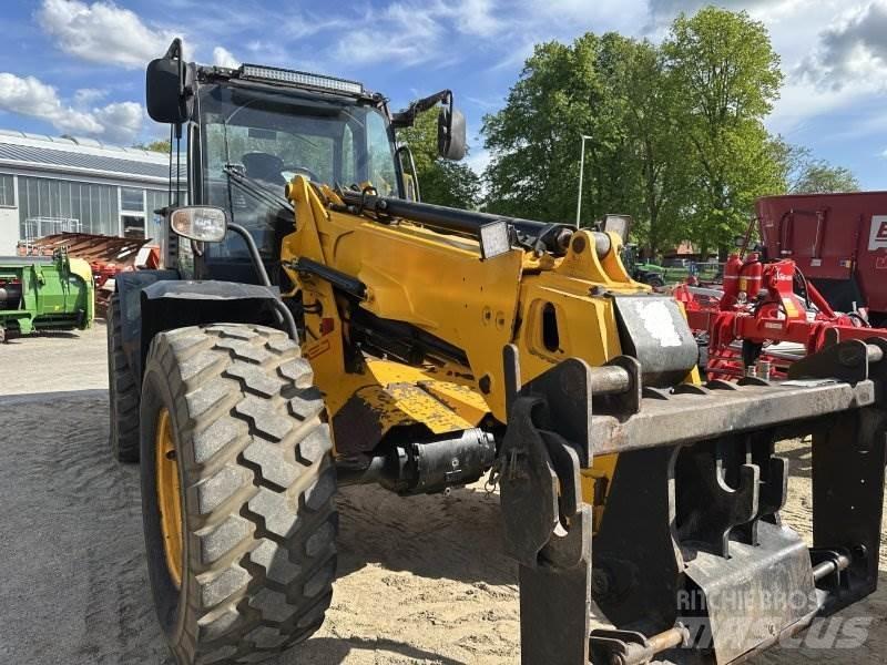 JCB TM 320 S 輪胎式裝載機
