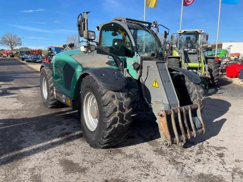 Kramer KT 557 伸縮臂操作車