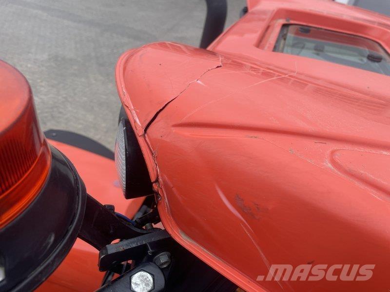 Kubota M 7153 曳引機