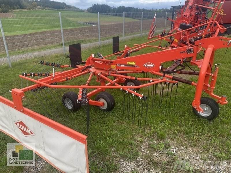 Kuhn GA 4201 堆草機