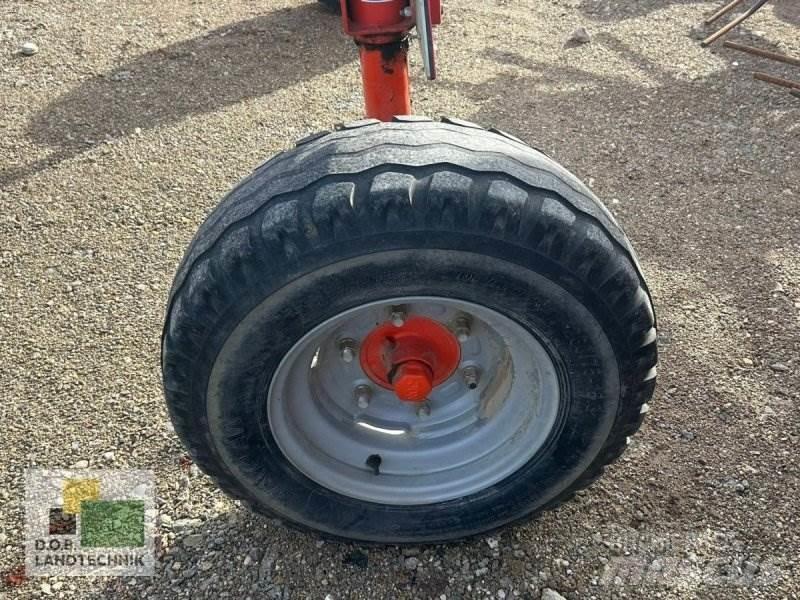 Kuhn GA 6520 堆草機